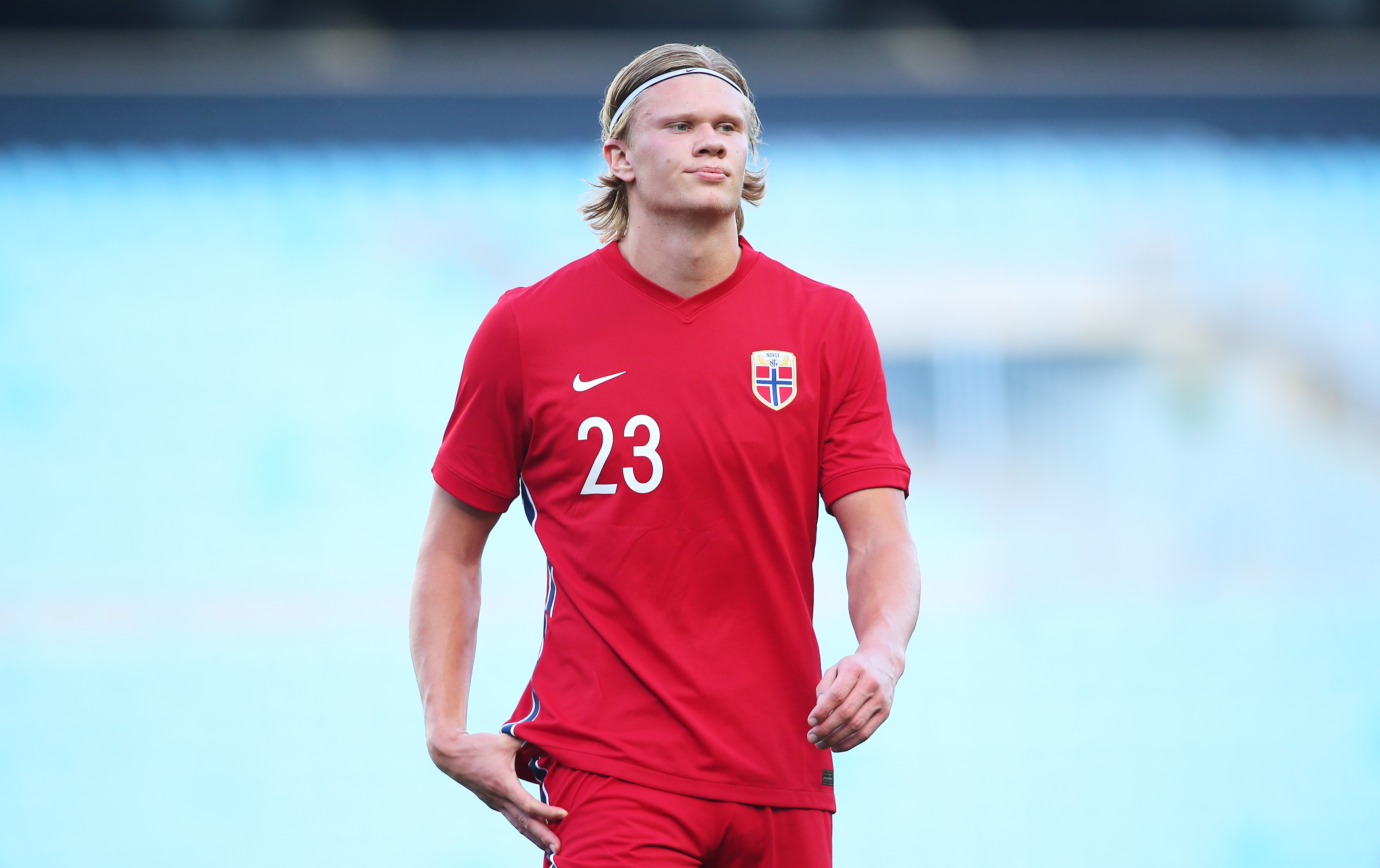 场选择更紧 场选择更紧